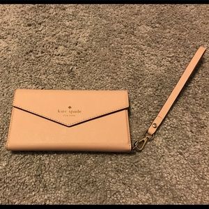 Kate Spade wristlet for iPhone 7